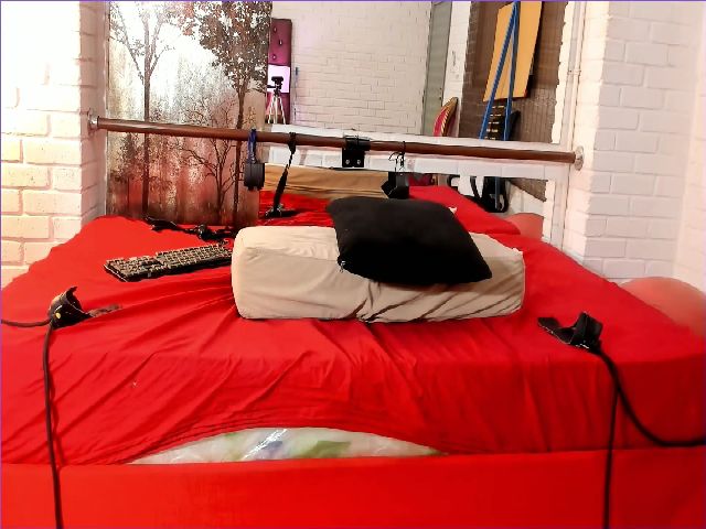 Live sex webcam photo for VivianneHot_x #287865674