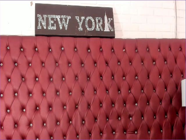 Live sex webcam photo for VivianneHot_x #287865697