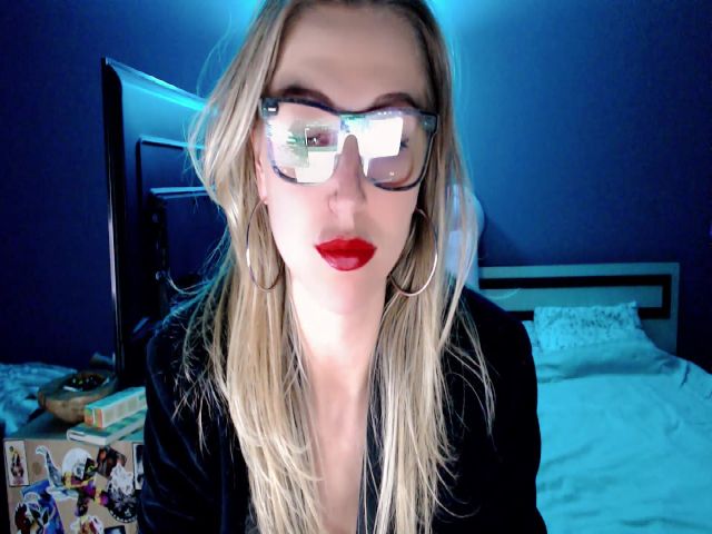 Live sex webcam photo for VivicaCoke #273130901