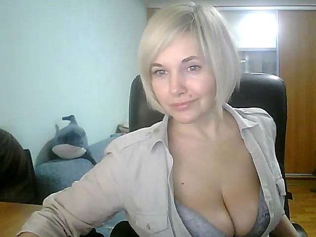 Live sex webcam photo for Vivid_Glance #271766917