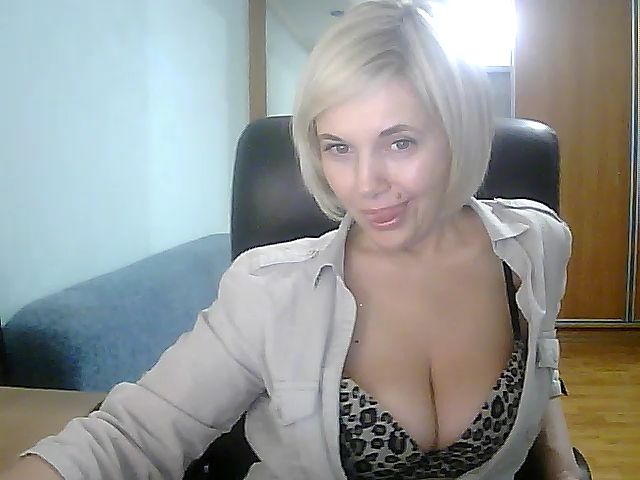 Live sex webcam photo for Vivid_Glance #271822630