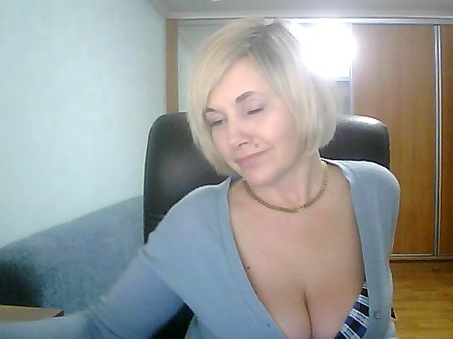 Live sex webcam photo for Vivid_Glance #271891331