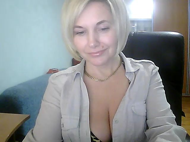 Live sex webcam photo for Vivid_Glance #271945071