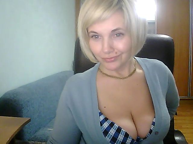 Live sex webcam photo for Vivid_Glance #271959007