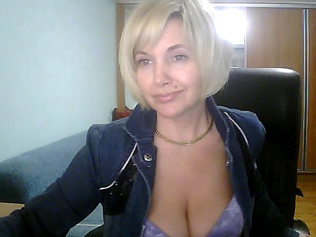 Live sex webcam photo for Vivid_Glance #271980395