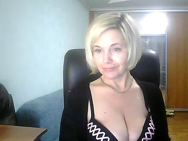 Live sex webcam photo for Vivid_Glance #272205886