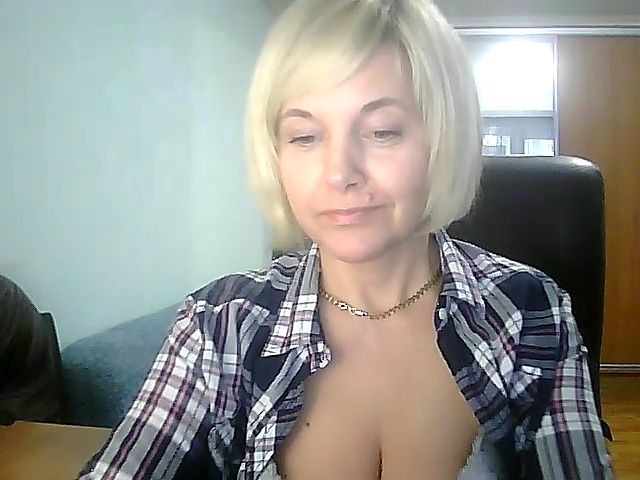 Live sex webcam photo for Vivid_Glance #272238906