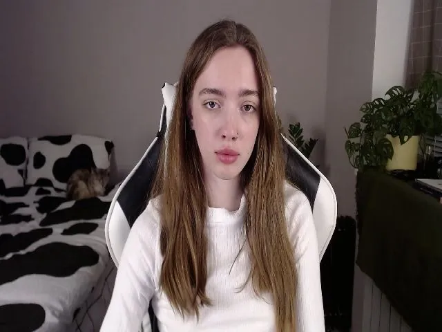 Live sex webcam photo for Weeissy #287891719