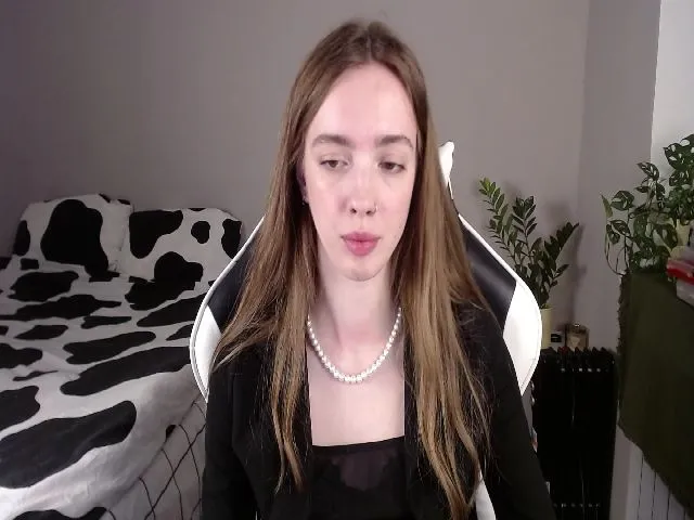 Live sex webcam photo for Weeissy #287891721