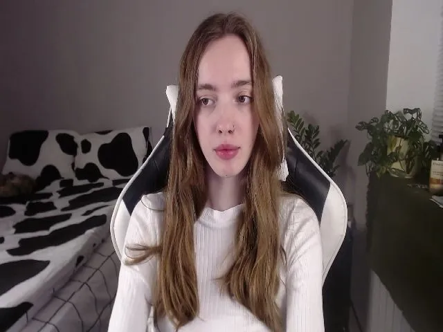 Live sex webcam photo for Weeissy #287891725