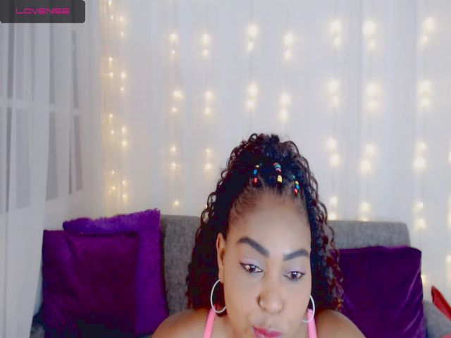 Live sex webcam photo for Weetshersaitx #273063869