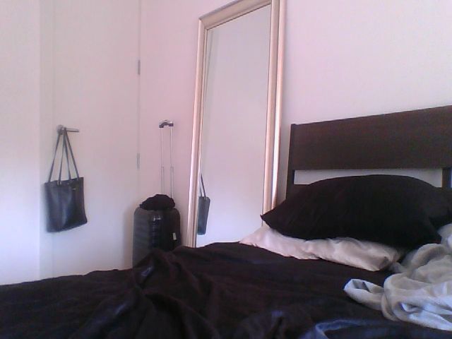 Live sex webcam photo for WetFlowerr4U #273676353