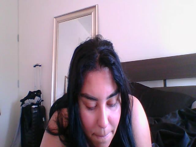 Live sex webcam photo for WetFlowerr4U #273887302