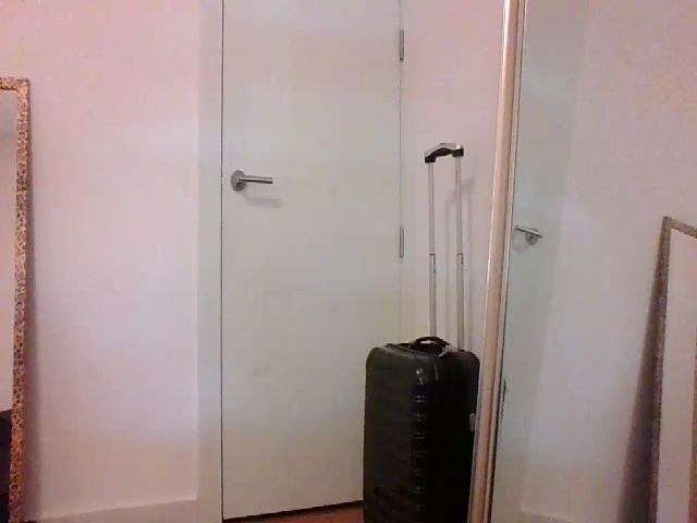 Live sex webcam photo for WetFlowerr4U #274201750