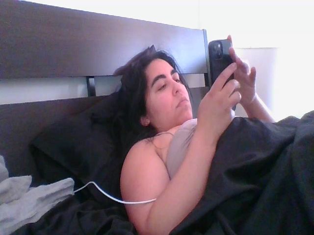 Live sex webcam photo for WetFlowerr4U #274248703