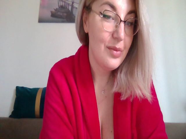 Live sex webcam photo for WetLikeLondon #273115364