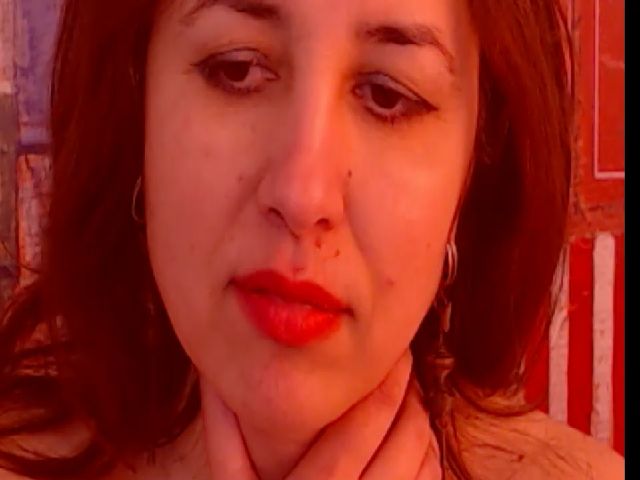 Live sex webcam photo for WetandaHairy #272109167