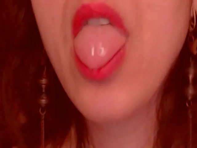 Live sex webcam photo for WetandaHairy #272486112