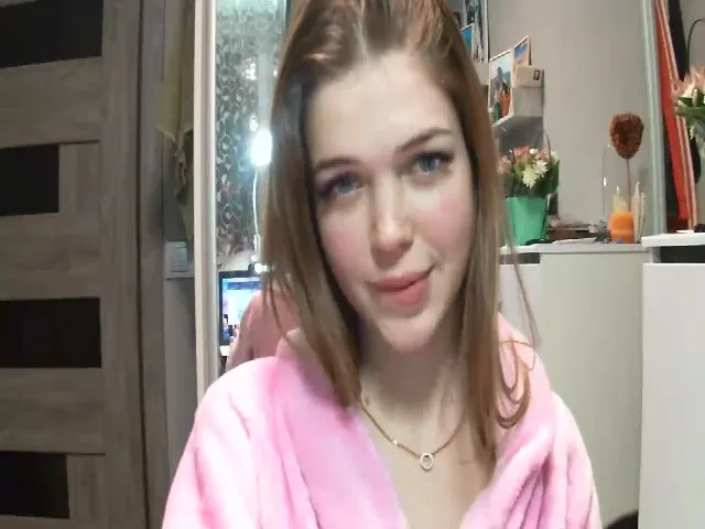 Live sex webcam photo for WhiteMilka #272170177