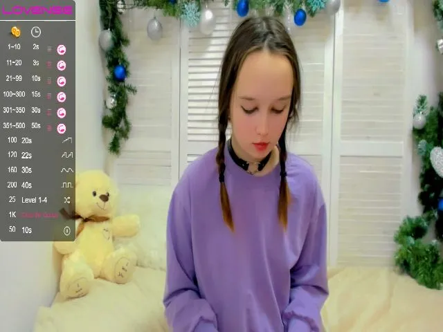 Live sex webcam photo for WhitneyNeal #271759513