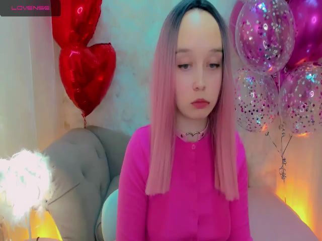 Live sex webcam photo for WhitneyNeal #272434629