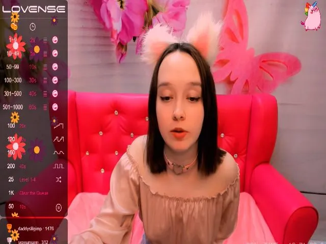 Live sex webcam photo for WhitneyNeal #273081020