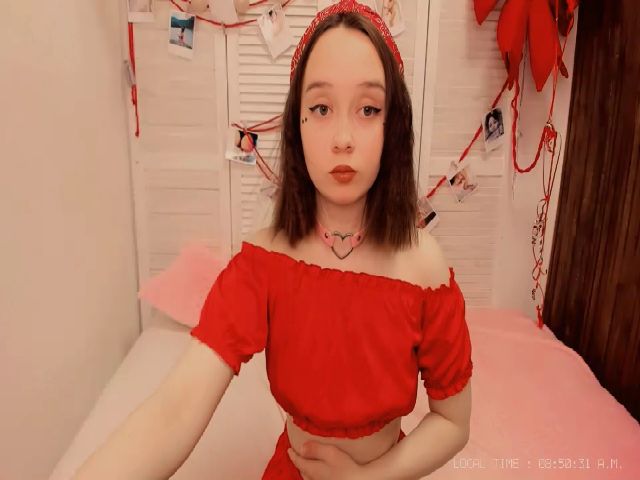 Live sex webcam photo for WhitneyNeal #273334338