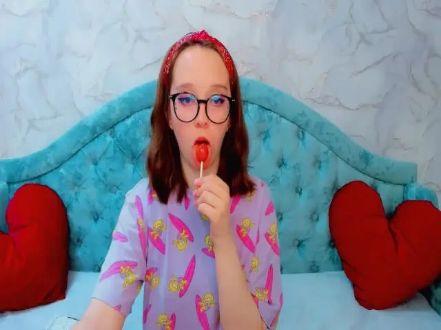 Live sex webcam photo for WhitneyNeal #274009184