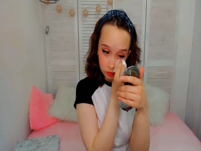 Live sex webcam photo for WhitneyNeal #274064862