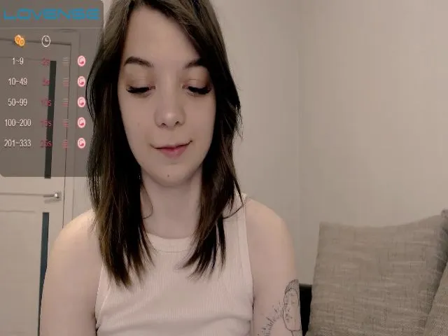 Live sex webcam photo for WhynotKat #273389724