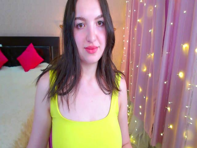 Live sex webcam photo for WildHoneyy #272019452