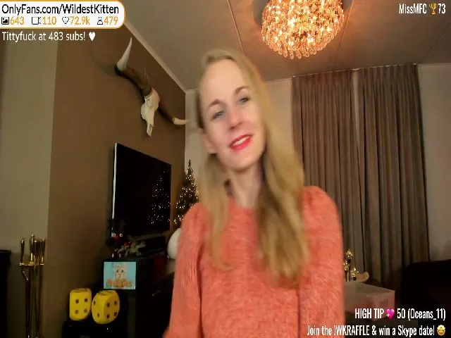 Live sex webcam photo for WildestKitten #271766391