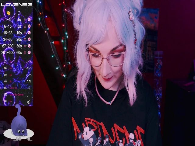 Live sex webcam photo for WinonaCooper #271721027