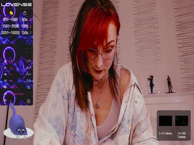 Live sex webcam photo for WinonaCooper #272550943