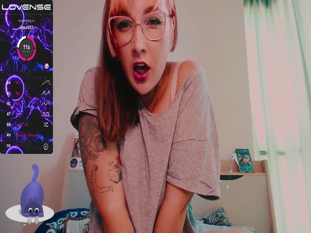 Live sex webcam photo for WinonaCooper #273230454