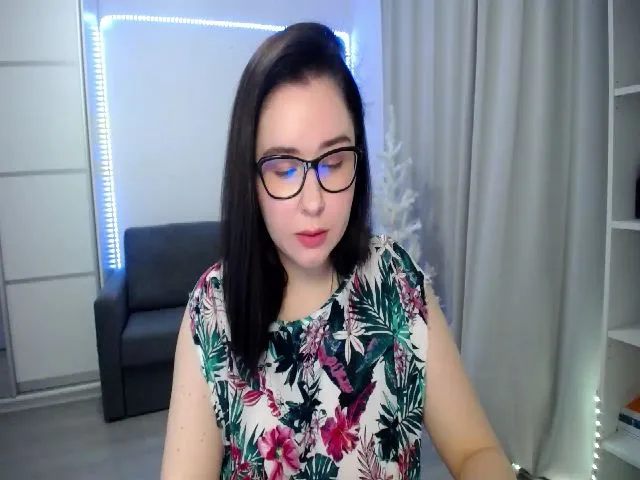 Live sex webcam photo for WowLisa #271921821