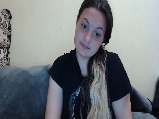 Live sex webcam photo for XArmynnya #273395246