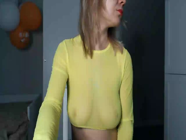 Live sex webcam photo for XBombina #272042777