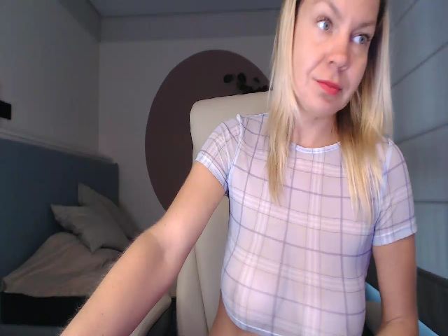 Live sex webcam photo for XBombina #275231117