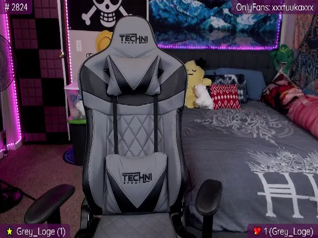 Live sex webcam photo for XFuukaX #272038294