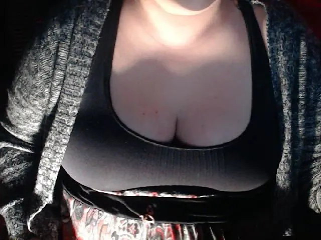 Live sex webcam photo for XMayaxxx #271971138