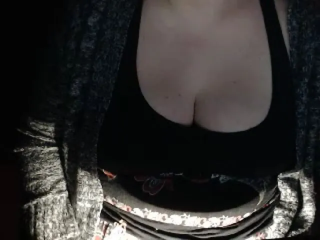 Live sex webcam photo for XMayaxxx #272209334