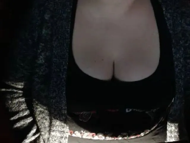 Live sex webcam photo for XMayaxxx #272232218