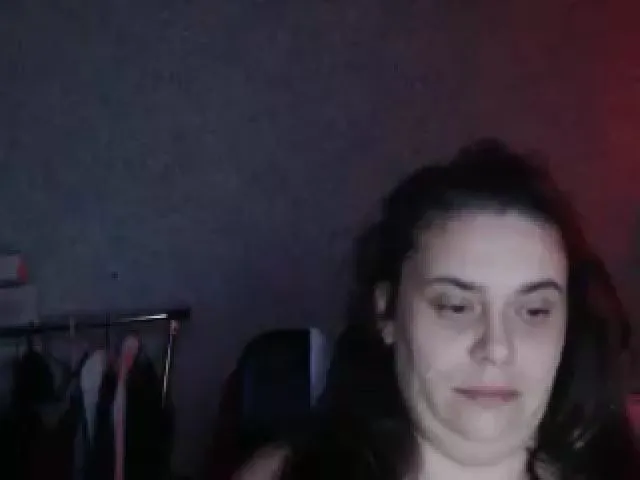 Live sex webcam photo for XMayaxxx #274035547