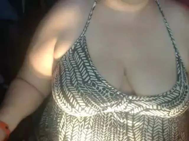 Live sex webcam photo for XMayaxxx #274159994