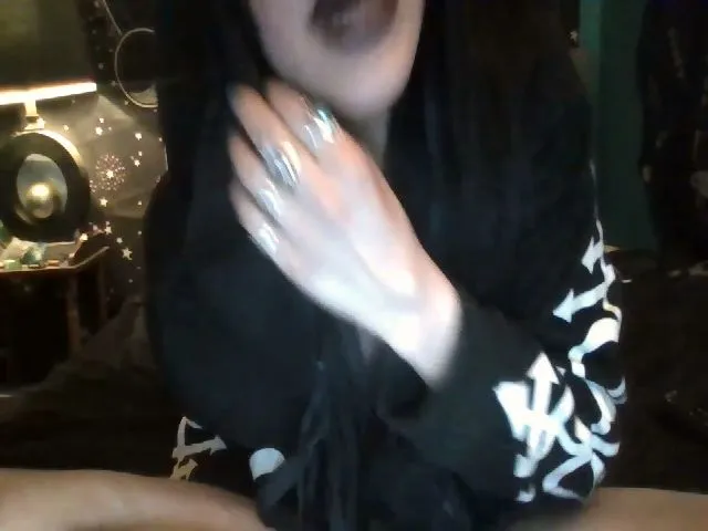 Live sex webcam photo for XMoonLightXX #273213598