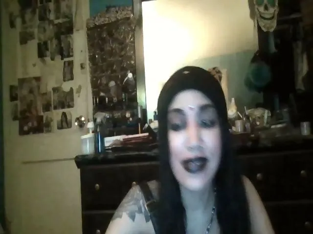 Live sex webcam photo for XMoonLightXX #273225583