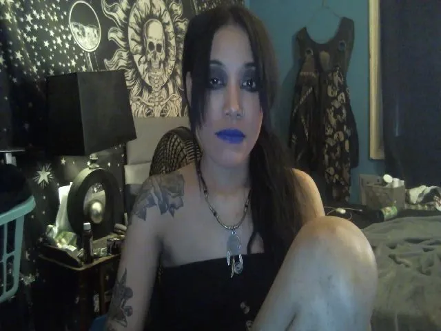 Live sex webcam photo for XMoonLightXX #273372977