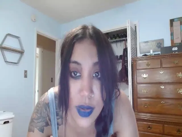 Live sex webcam photo for XMoonLightXX #273860024