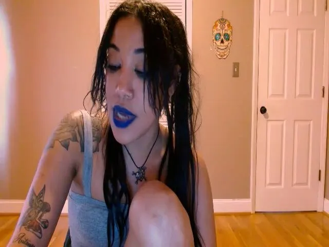 Live sex webcam photo for XMoonLightXX #273913562